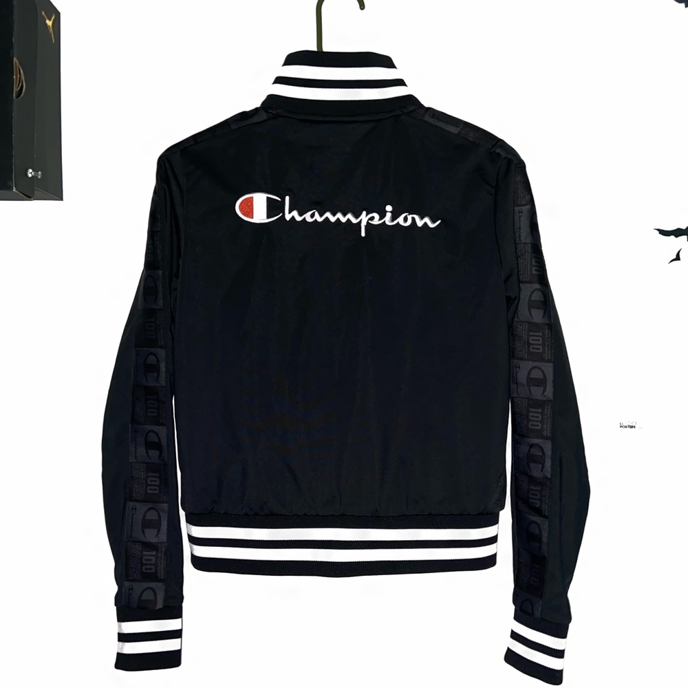 Champion Women's Track Jacket (size: S • black/white/grey/red)